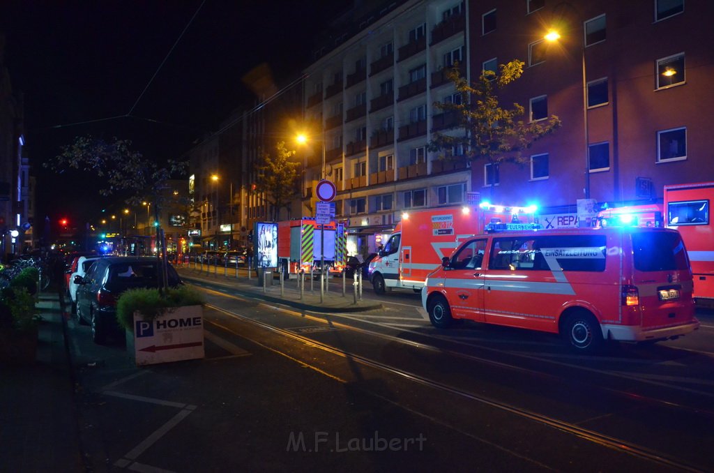 Feuer 2 Koeln Neustadt Sued Aachenerstr P02.JPG - Miklos Laubert